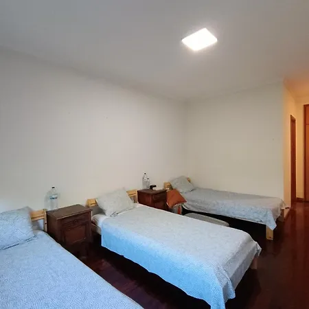 招待所 Camaratas De Camas Partilhadas *