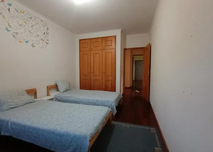 Camaratas De Camas Partilhadas Πανσιόν Barcelos