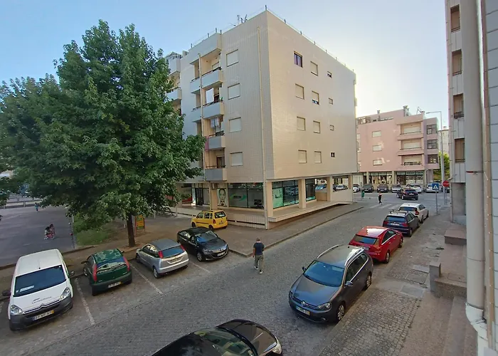 Camaratas De Camas Partilhadas Πανσιόν *