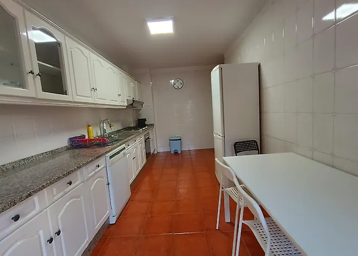 Camaratas De Camas Partilhadas Гостевой дом