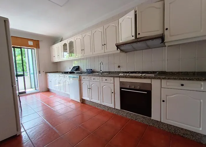 Camaratas De Camas Partilhadas Πανσιόν Barcelos